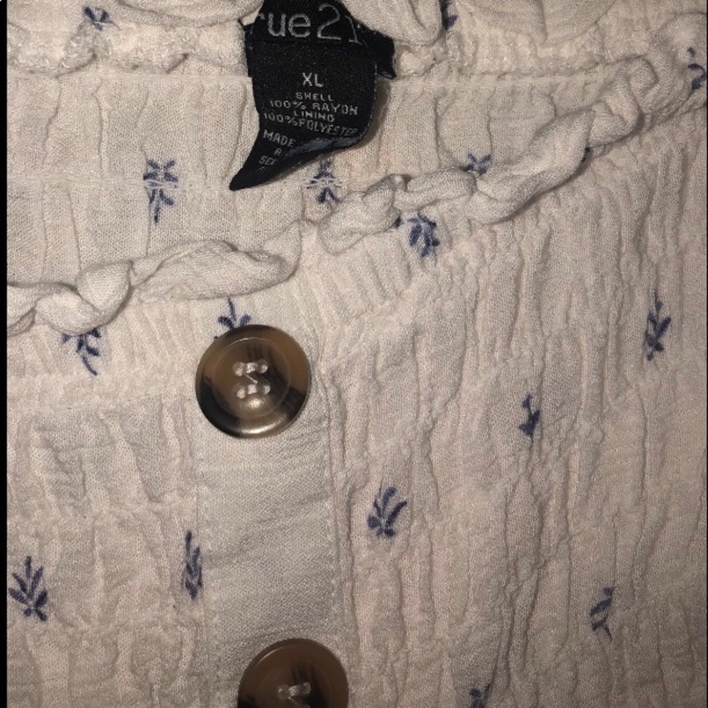 Romper - Picture 3 of 3